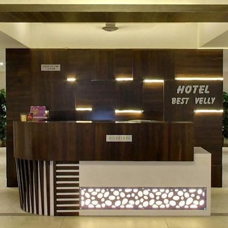 Hotel Best Velly Gandhinagar Kültér fotó